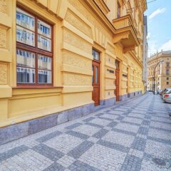 Отель Rezidence Ostrovní Прага парковка