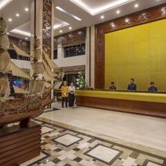 Muong Thanh Holiday Hoi An Hotel интерьер отеля