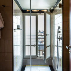 Hotel du Rond-Point des Champs Elysees фитнесс-зал