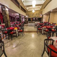 Отель Menzeh Zalagh Hotel Марокко, Фес - 1 отзыв об отеле, цены и фото номеров - забронировать отель Menzeh Zalagh Hotel онлайн питание фото 2
