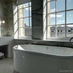 Отель DoubleTree by Hilton Edinburgh City Centre спа