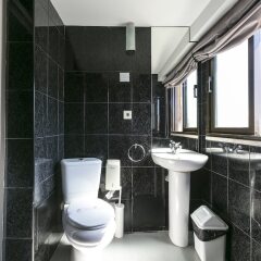 Отель Guest House Porto Clerigus ванная фото 2