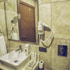 Elgarden Hotel & Residence Турция, Дербент - отзывы, цены и фото номеров - забронировать отель Elgarden Hotel & Residence онлайн ванная фото 2