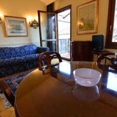 Отель Suites Torre dell'Orologio Италия, Венеция - отзывы, цены и фото номеров - забронировать отель Suites Torre dell'Orologio онлайн интерьер отеля фото 2