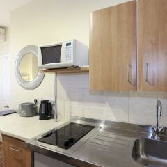 Отель Aviva Guest House в номере