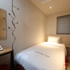 Отель Myeong-Dong New Stay Inn комната для гостей фото 4