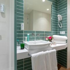 Отель Prestige Sant Marc Испания, Курорт Росес - отзывы, цены и фото номеров - забронировать отель Prestige Sant Marc онлайн ванная фото 2