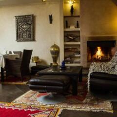 Отель Riad Tama Марокко, Уарзазат - отзывы, цены и фото номеров - забронировать отель Riad Tama онлайн интерьер отеля фото 2