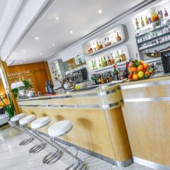 Отель Bologna Airport Италия, Болонья - 7 отзывов об отеле, цены и фото номеров - забронировать отель Bologna Airport онлайн питание фото 2