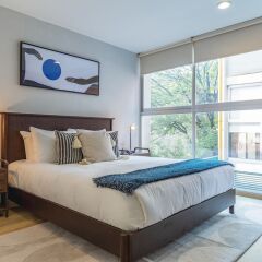 Апартаменты Bright 2BR Condesa Apartment With Balcony Мехико комната для гостей фото 3