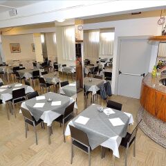 Отель Venice Hotel San Giuliano Италия, Местре - 2 отзыва об отеле, цены и фото номеров - забронировать отель Venice Hotel San Giuliano онлайн питание фото 3