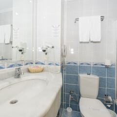 Grand Seker Hotel Турция, Сиде - 1 отзыв об отеле, цены и фото номеров - забронировать отель Grand Seker Hotel - All Inclusive онлайн ванная фото 2