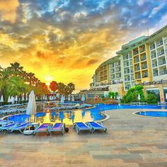 Отель Lyra Resort - All Inclusive Сиде бассейн