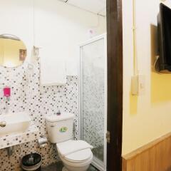 Sukhumvit 20 Hotel Бангкок ванная