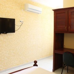 Hotel Joana in Douala, Cameroon from 40$, photos, reviews - zenhotels.com room amenities