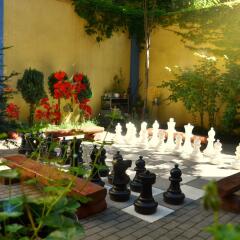 Отель Do Step Inn