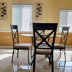 Апартаменты Rochester Modern Chic Apartment детские мероприятия