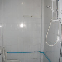 Отель Boss & Benz House ванная