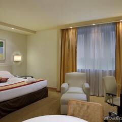 Отель Crowne Plaza Padova (ex.holiday Inn) Падуя комната для гостей фото 2