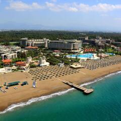 Adora Golf Resort Hotel пляж