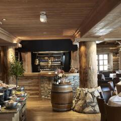 Отель Hôtel Barmes de L'Ours питание