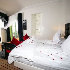 Ushuaia Hotel & Clubbing сейф в номере