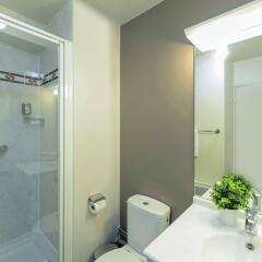 Отель Appart’City Confort Paris Villejuif ванная