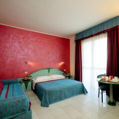 Отель Serena Majestic Hotel Residence Италия, Монтезильвано - отзывы, цены и фото номеров - забронировать отель Serena Majestic Hotel Residence онлайн комната для гостей фото 3