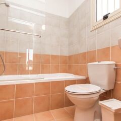 Отель Oceanview Luxury Villa 134 Кипр, Протарас - отзывы, цены и фото номеров - забронировать отель Oceanview Luxury Villa 134 онлайн ванная