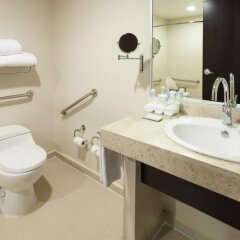 Отель Holiday Inn Express Guadalajara Iteso ванная