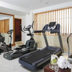 Aristo Saigon Hotel фитнесс-зал