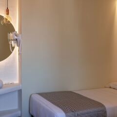 Отель Hostal Helena спа