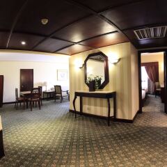 Pyramisa Suites Hotel & Casino Cairo интерьер отеля