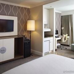 Отель Fontainebleau Miami Beach США, Майами-Бич - отзывы, цены и фото номеров - забронировать отель Fontainebleau Miami Beach онлайн удобства в номере