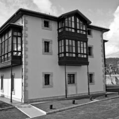 Hotel Villa Marrón парковка