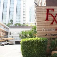 Отель FuramaXclusive Sathorn, Bangkok парковка