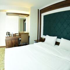 Kale Gold Hotel сейф в номере