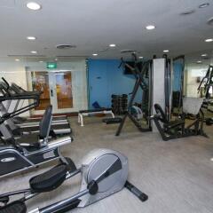 Rendezvous Hotel Singapore фитнесс-зал фото 3
