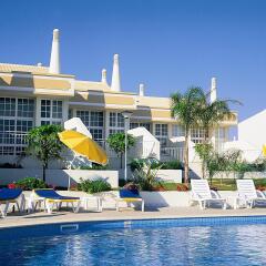 Отель Ponta Grande Sao Rafael Resort Португалия, Албуфейра - отзывы, цены и фото номеров - забронировать отель Ponta Grande Sao Rafael Resort онлайн бассейн