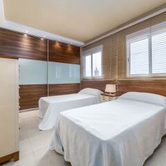 Отель Travel Habitat Atico Ciutat Vella комната для гостей фото 5
