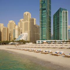 Отель DoubleTree by Hilton Dubai Jumeirah Beach пляж фото 2