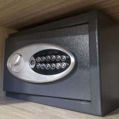 Betlem Hotel Тбилиси сейф в номере