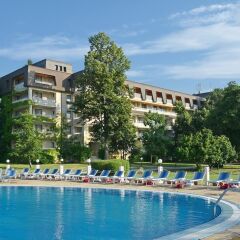 Lotos Hotel Riviera Holiday Club бассейн
