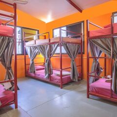 I Hostel Пхукет фитнесс-зал