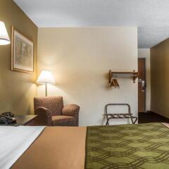 Econo Lodge in River Falls, United States of America from 97$, photos, reviews - zenhotels.com guestroom photo 4