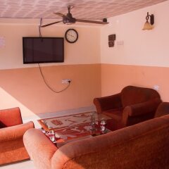 Отель Castle City Resort & Suites Annex развлечения
