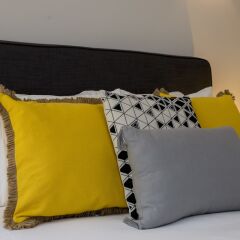 Апартаменты Designer Apartment in one of Lisbon's Trendiest Quarters комната для гостей фото 5