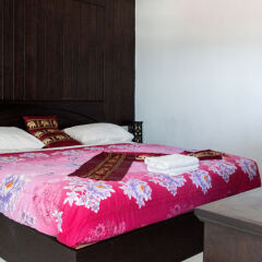 Отель Patong Bay Guesthouse комната для гостей фото 4