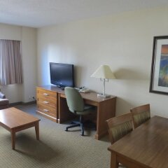 Отель Oceanside Hotel Канада, Ванкувер - отзывы, цены и фото номеров - забронировать отель Oceanside Hotel онлайн комната для гостей фото 2