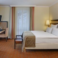 Отель Steigenberger Grandhotel Belvedere Швейцария, Давос - 1 отзыв об отеле, цены и фото номеров - забронировать отель Steigenberger Grandhotel Belvedere онлайн комната для гостей фото 4